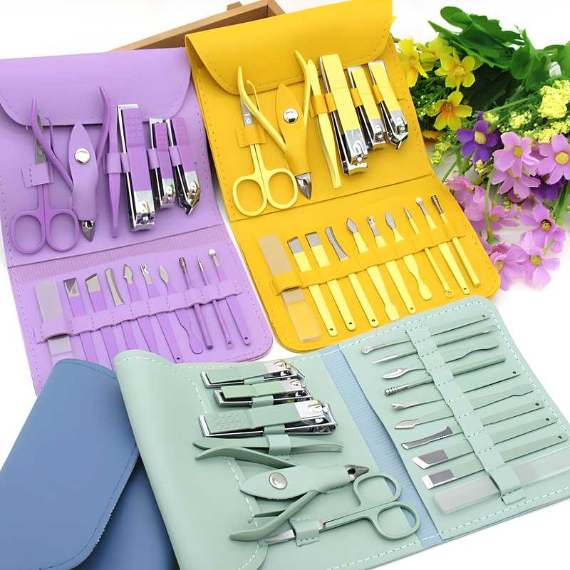 💅 Manicure/Pedicure Nail Kit for Women | Travel-Friendly Grooming Set