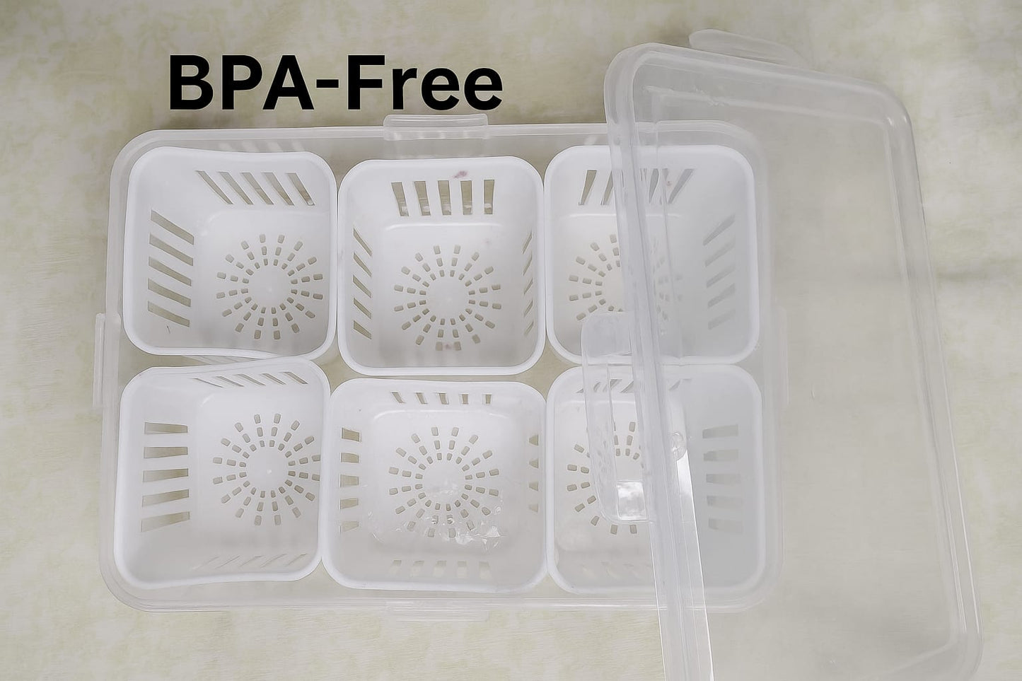 Multi-Compartment Food Storage Box with Lid – 6 Sections Organizer 🍱🥦